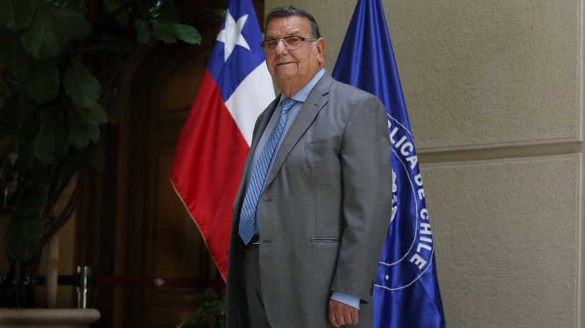 Piden que Rabindranath Quinteros abandone el cargo que ejerce en el Congreso Nacional
