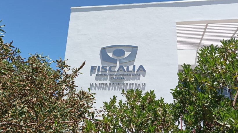 Calama: Conductor de aplicación robó y apuñaló a pasajeros por desacuerdo en tarifa de viaje Calama: Conductor de aplicación robó y apuñaló a pasajeros por desacuerdo en tarifa de viaje