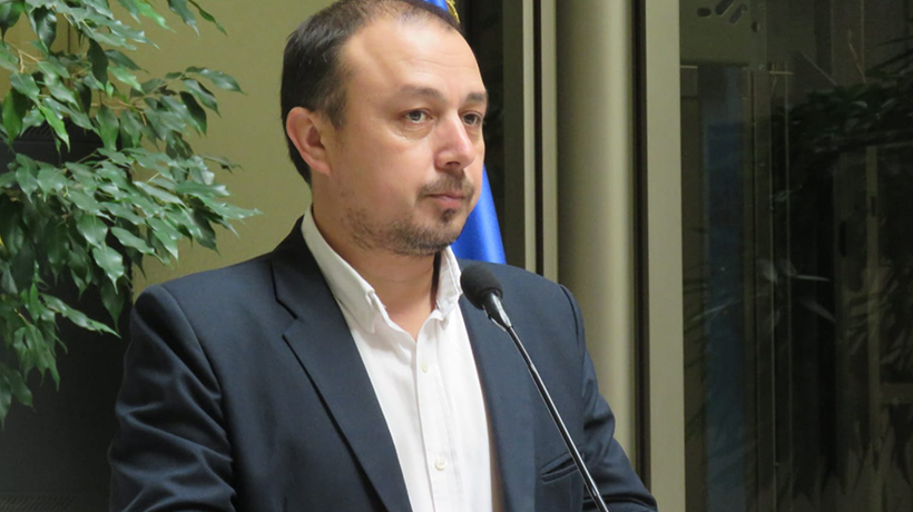 Diputado Cuello presenta una denuncia ante el Consejo Nacional de Televisión por supuesta información falsa en publicidad de AFP’s