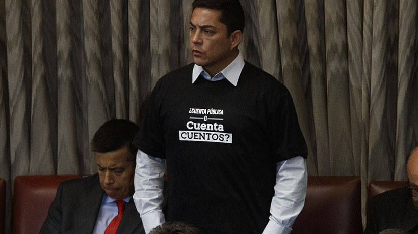 “Antichantismo” y “Palestina libre”: las poleras de diputados en la Cuenta Pública 2024