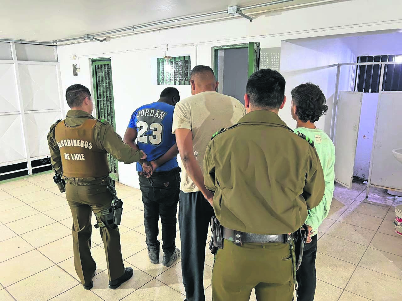 Tres detenidos por robo con violencia en un taller mecánico en Copiapó Tres detenidos por robo con violencia en un taller mecánico en Copiapó