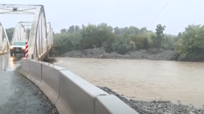 Maule: Senapred declara Alerta Roja para Linares por desborde de río Achibueno