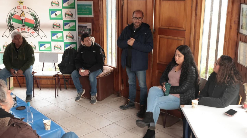 Autoridades de Puerto Montt se reúnen con dirigentes de clubes deportivos de Lintz y Barrancas
