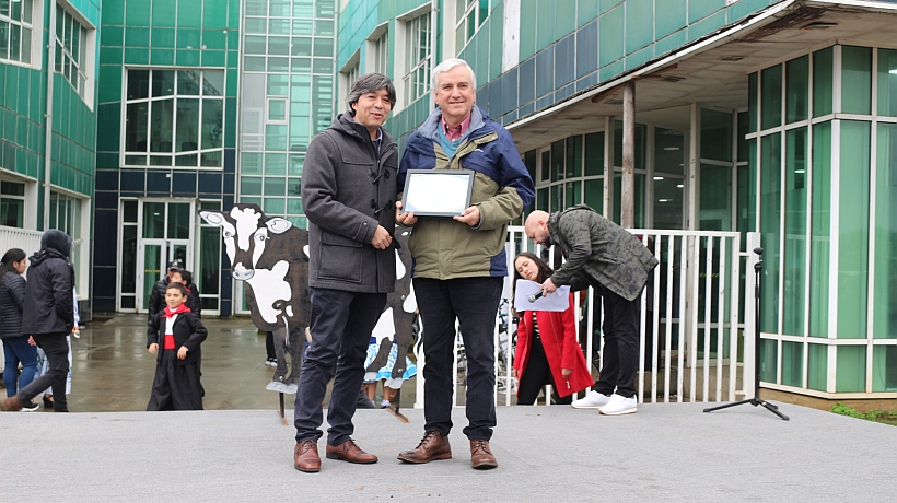 Liceo Carlos Ibáñez del Campo de Fresia celebró el Día de la Leche