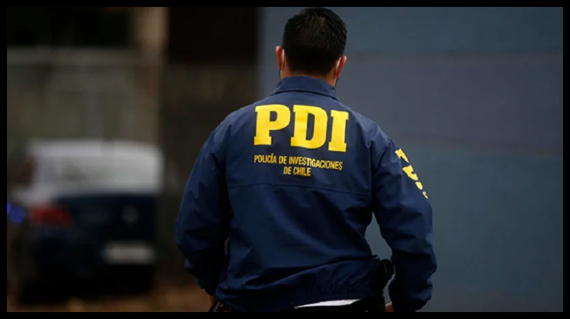 Menores de edad perpetraron un doble robo de vehículos avaluados en $82 millones en bencinera de Lo Barnechea Menores de edad perpetraron un doble robo de vehículos avaluados en $82 millones en bencinera de Lo Barnechea