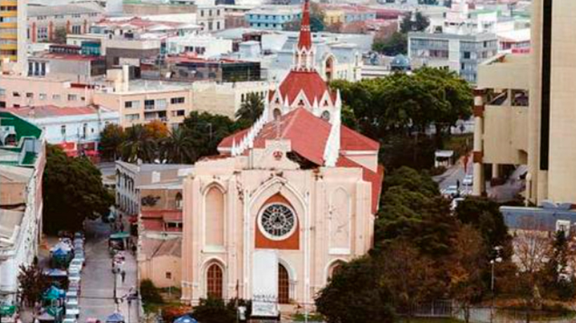 ¿Cuál es el futuro de la iglesia Doce Apóstoles de Valparaíso?