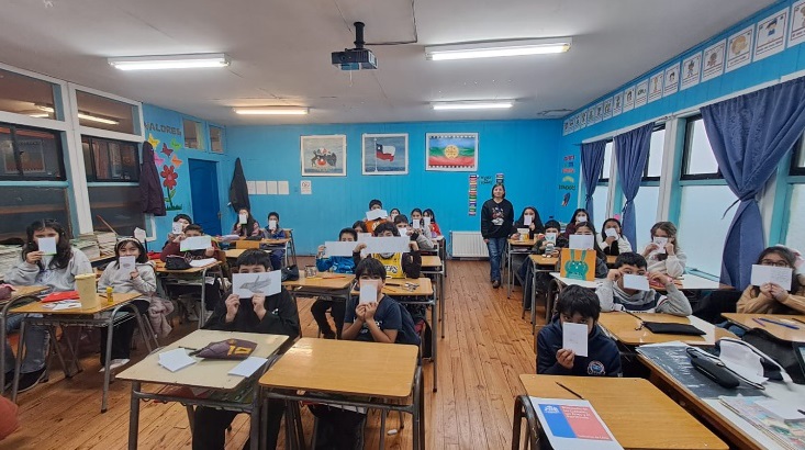 Dragón Azul inició recorrido por colegios de Los Ríos con promoción del libro y la lectura