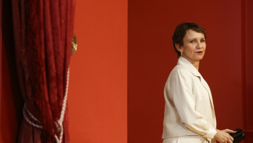 Críticas de Matthei por seguridad: Interior afirma que lo tardío "fue que no empezaran en administraciones anteriores"