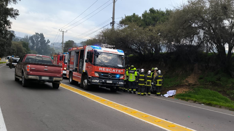 Una persona fallecida dejó colisión entre camión y vehículo en la ruta que une a Limache y Villa Alemana