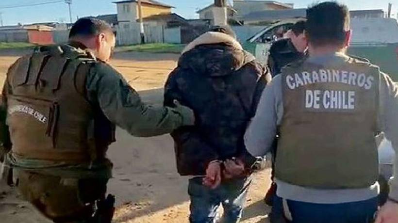 Asaltan casa de adulta mayor de 94 años en el Quisco: huyen con $45 millones en joyas