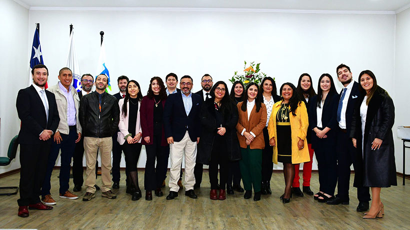 Al menos 30 funcionarios municipales de Temuco se certificaron en mediación comunitaria