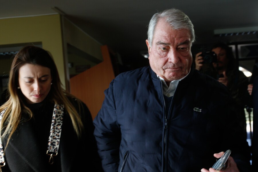 Gendarmería abrió sumario administrativo por eventual trato preferencial a Eduardo Macaya