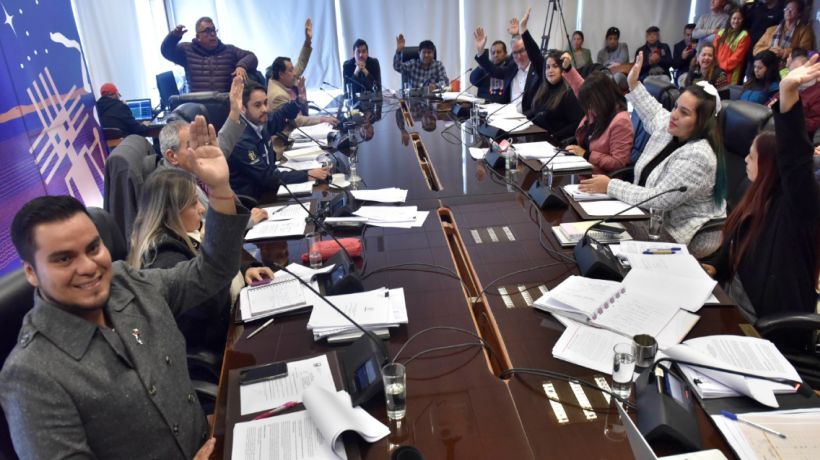 Cores de Tarapacá aprobaron más de mil 468 millones de pesos para adquisición de buses para Alto Hospicio