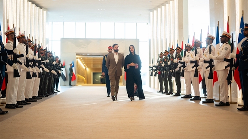 Presidente Boric inició gira en Emiratos Árabes Unidos
