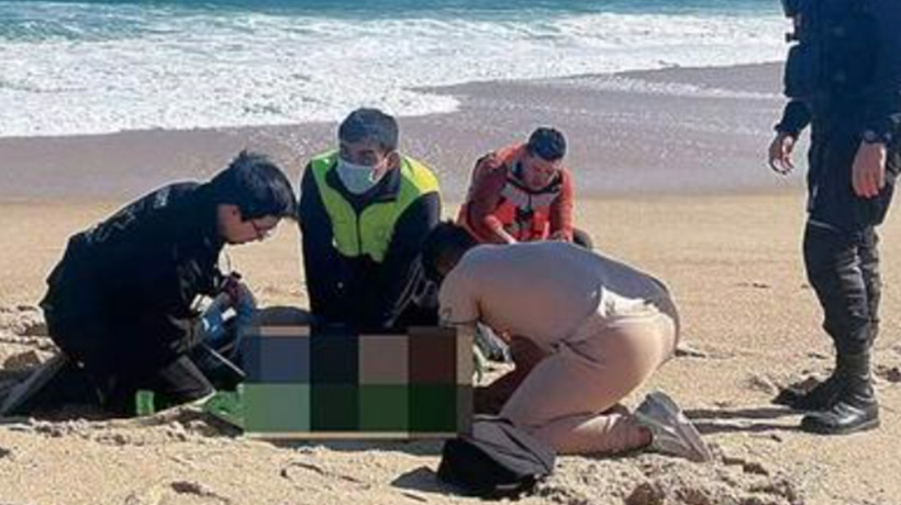 Padre murió por salvar a su hijo arrastrado por las olas