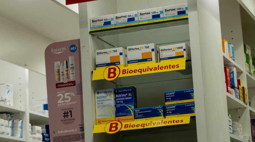 Biobío: aumentan a 56 los locales de farmacias Salcobrand y Ahumada con descuentos especiales para personas con Fonasa