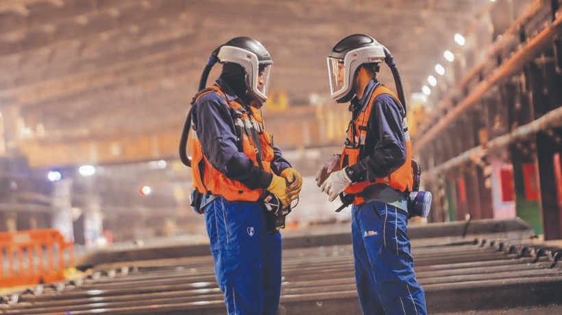 El 99,87% de los trabajadores del Sindicato N°1 aprobaron propuesta de Escondida | BHP: recibirán $33 millones entre bonos y préstamo blando por término de huelga