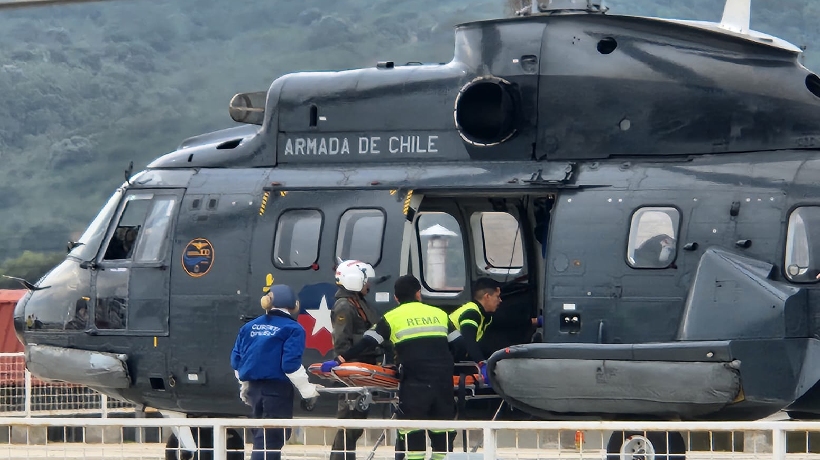 Armada rescata a tripulante filipino que quedó incosciente en altamar