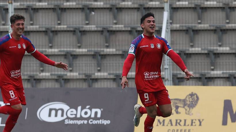 Unión La Calera ganó a Palestino y salió del fondo con dos goles del debutante David Romero Unión La Calera ganó a Palestino y salió del fondo con dos goles del debutante David Romero