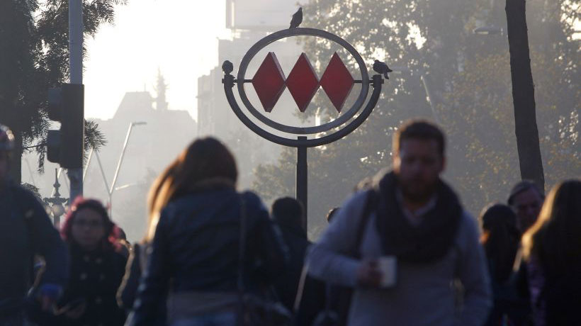 Metro informó que se normalizó el servicio en la L2
