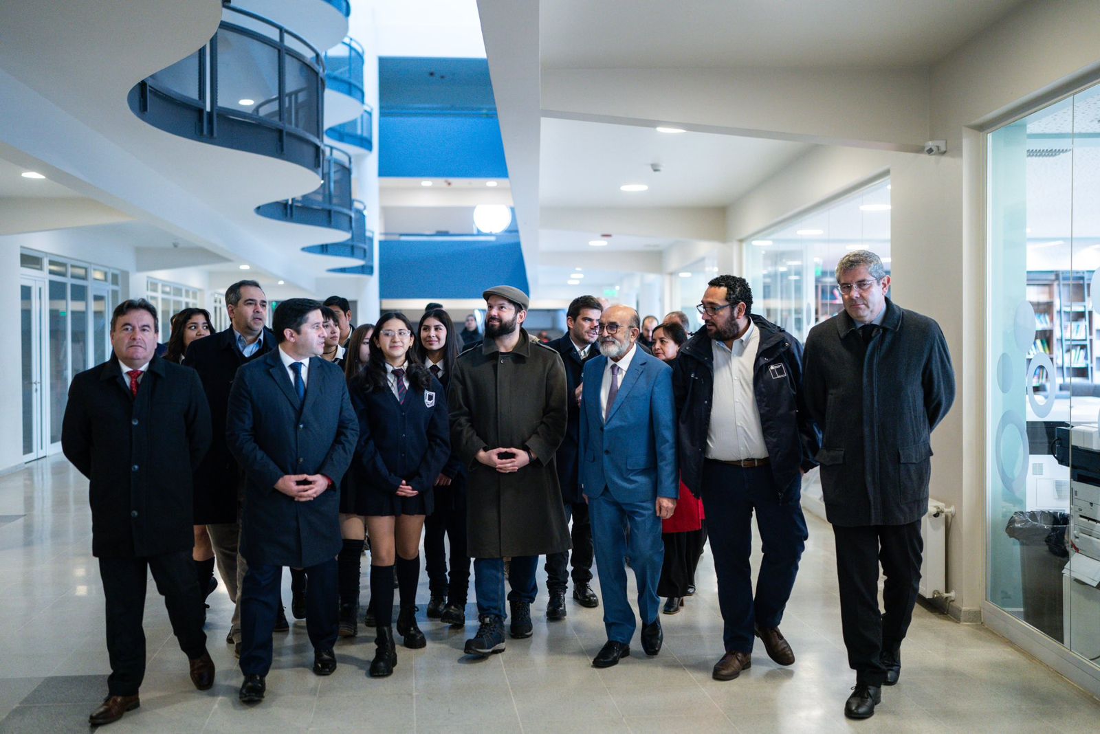 Modernas salas, gimnasio y multicancha: Presidente inauguró la nueva infraestructura del Liceo Jorge Teillier Sandoval de Lautaro