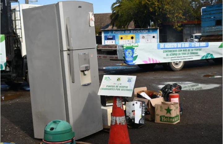 Hualpén inicia campaña de reciclaje masiva: cuenta con más de 50 puntos de acopio desplegados en toda la comuna Hualpén inicia campaña de reciclaje masiva: cuenta con más de 50 puntos de acopio desplegados en toda la comuna