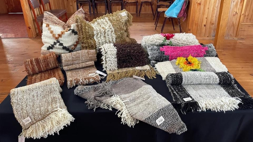 Exitosamente se desarrolló el taller textil en telares quelgo en Quicaví