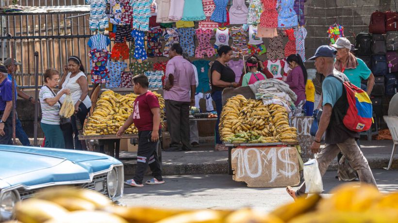 Venezuela sufre un apagón nacional por un supuesto "sabotaje eléctrico" Venezuela sufre un apagón nacional por un supuesto "sabotaje eléctrico"