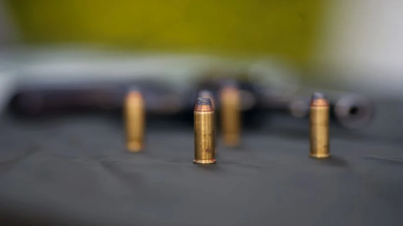 Reportan a dos carabineros heridos a bala en Recoleta: funcionario habría manipulado de forma incorrecta arma de fuego Reportan a dos carabineros heridos a bala en Recoleta: funcionario habría manipulado de forma incorrecta arma de fuego