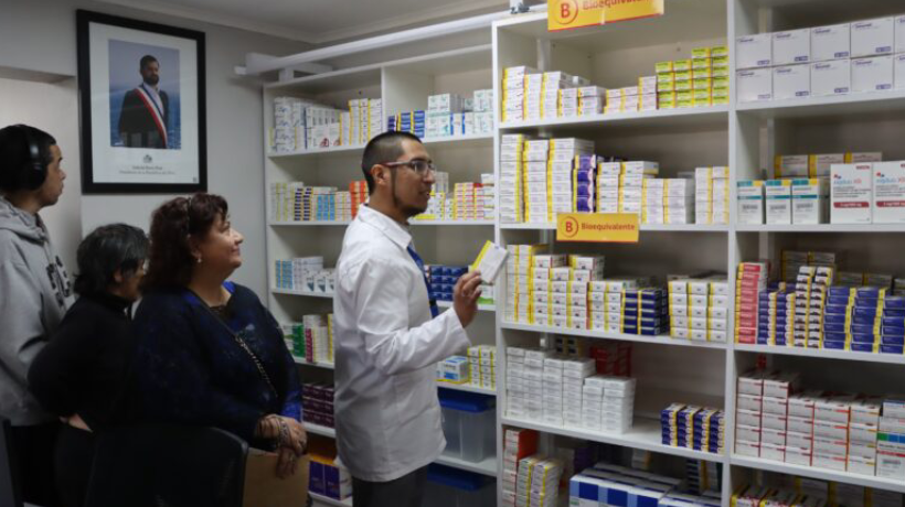 Quillota: inauguran la farmacia comunal San Martín