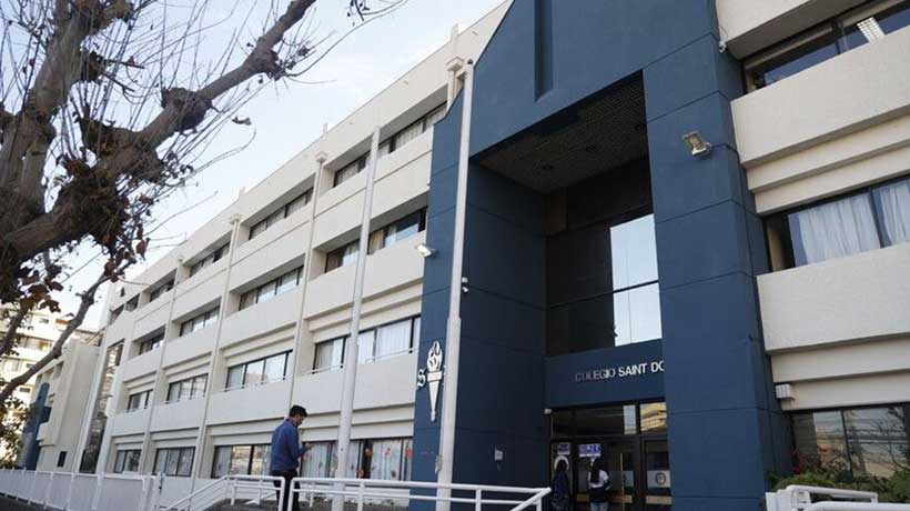 Acusan apropiación indebida por parte de rector de colegio de Viña del Mar