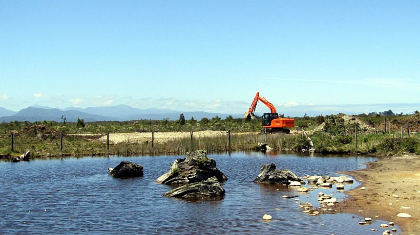 Corte de Apelaciones de Puerto Montt ordenó frenar obras en humedal Valle Volcanes