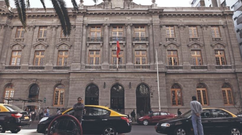 Biblioteca Regional de Antofagasta anuncia extensión de horario de atención