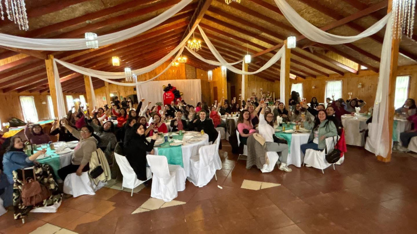 68 vecinas de Castro certificadas en Programa Jefas de Hogar 2024
