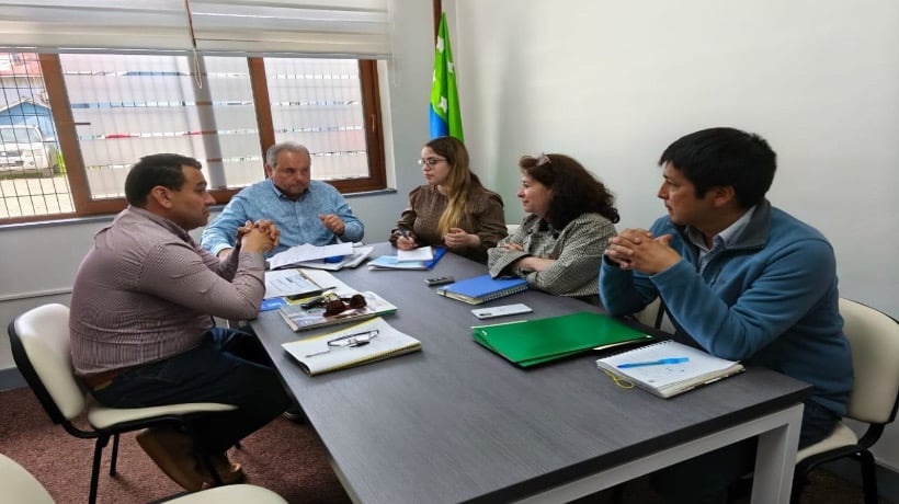 Alcaldesa de Dalcahue busca apoyo para proyectos prioritarios