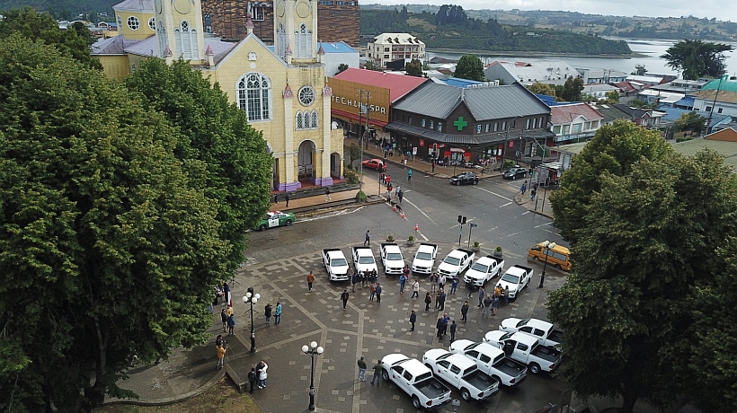 Ministerio invierte en vehículos para salud en Chiloé