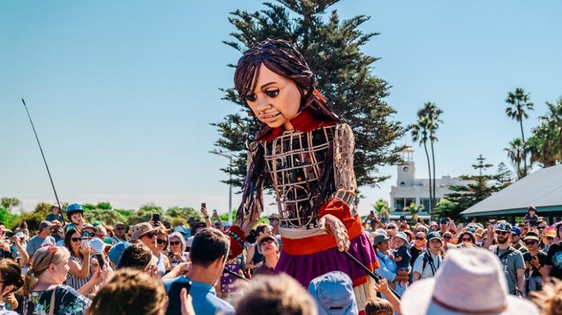 Todo listo para Festival Antof a Mil 2025: muñeca gigante ‘Amal’ será la invitada estelar