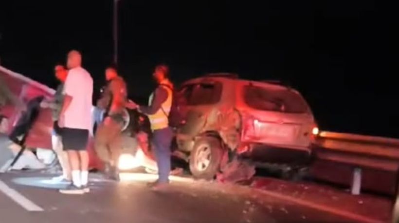 Colisión de vehículos en la Ruta A-16 que une a Iquique con Alto Hospicio terminó con dos lesionados