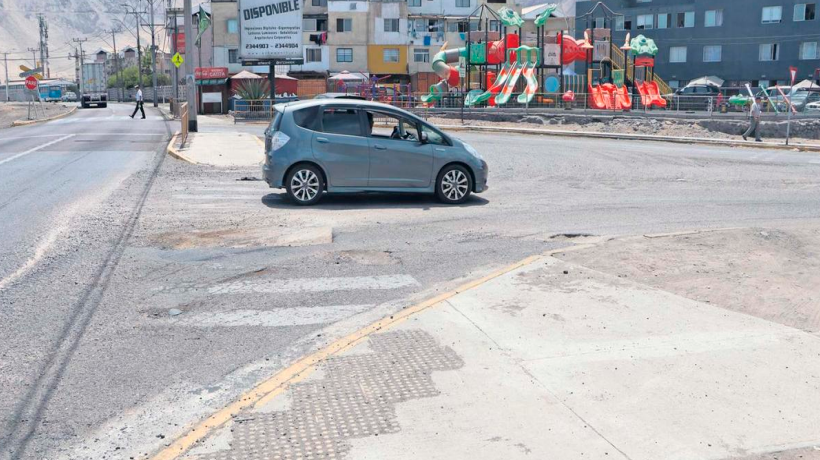 Calles del sector La Puntilla en Iquique llevan años en mal estado denuncian vecinos