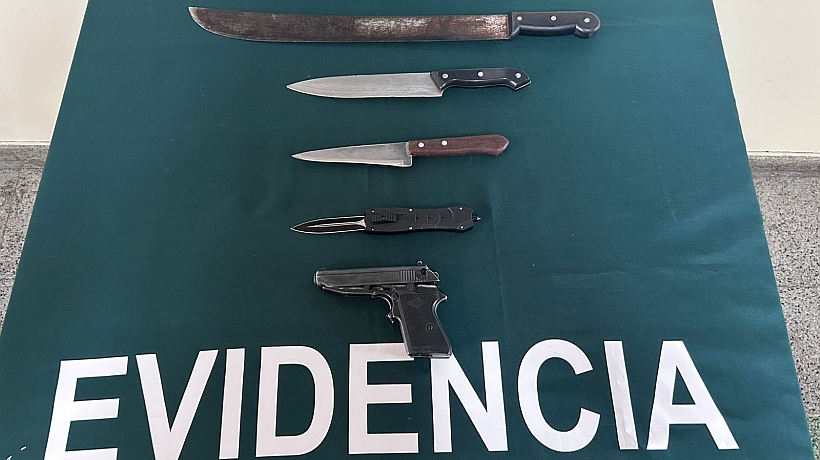 Cuatro adolescentes detenidos con armas en Quellón