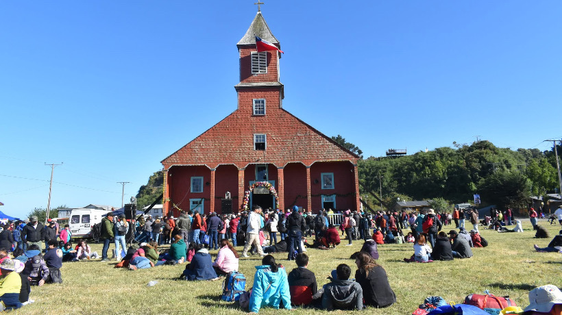 Quinchao pide a Boric restaurar Iglesia Jesús Nazareno en Cahuach