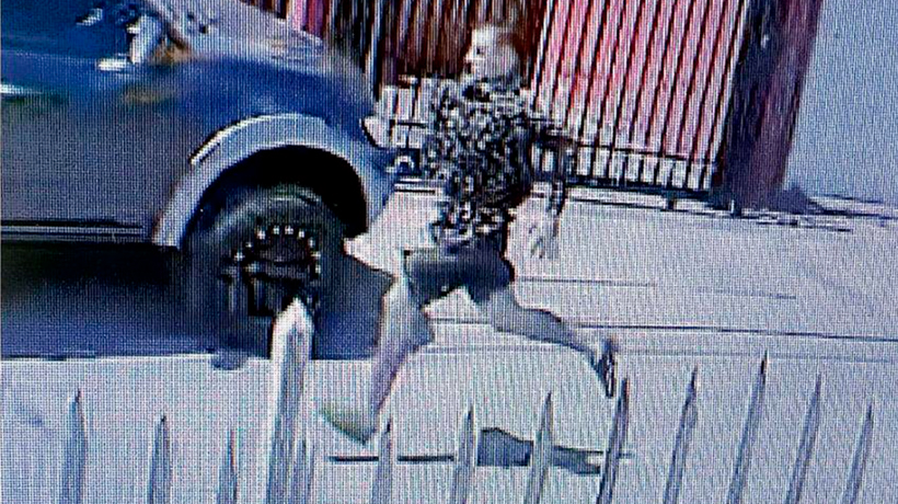 Vecinos salvaron a pareja de jóvenes de violento asalto a plena luz del día en San Antonio