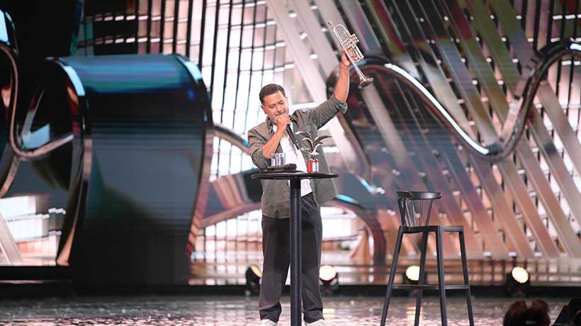 “¡Corneta de Oro!”: director ejecutivo del Festival de Viña hace entrega de ‘reconocimiento’ a Pedro Ruminot