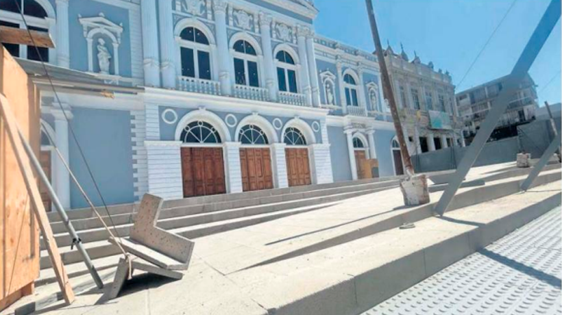 Municipalidad busca nuevo director para el Teatro Municipal de Iquique