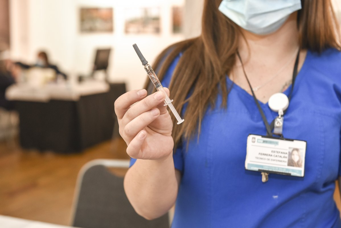 Autoridades reforzaron llamado a vacunarse contra la influenza y prevenir enfermedades en invierno