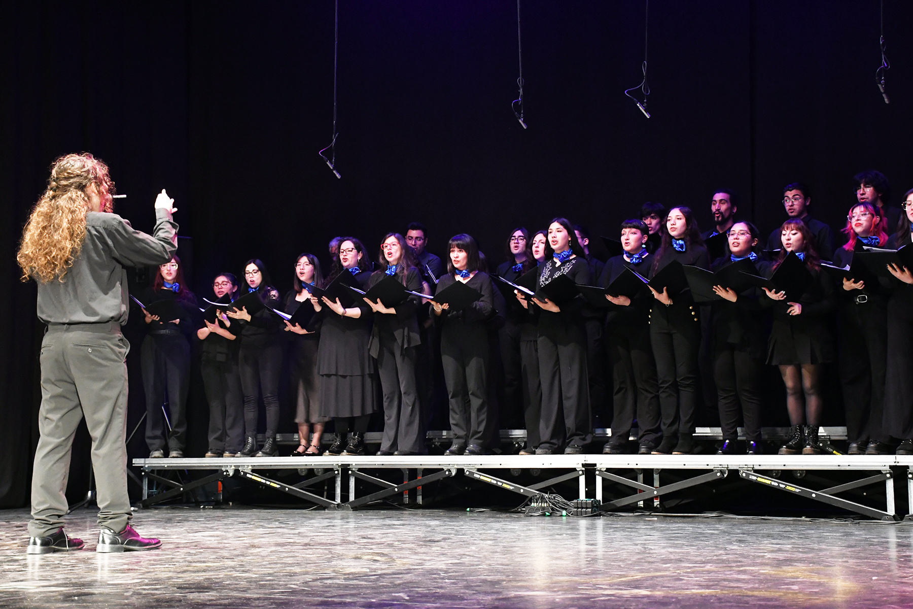 Inaugurarán exposición "Por muchos años, 70 años del Coro UACh"