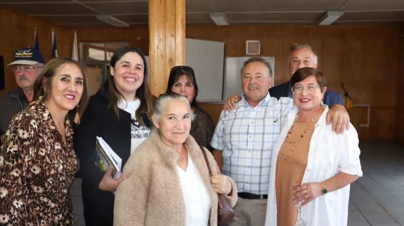 Nuevas obras literarias promueven la cultura en Curaco de Vélez