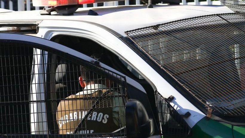 Dos detenidos por robo de artículos desde interior de un vehículo en Osorno