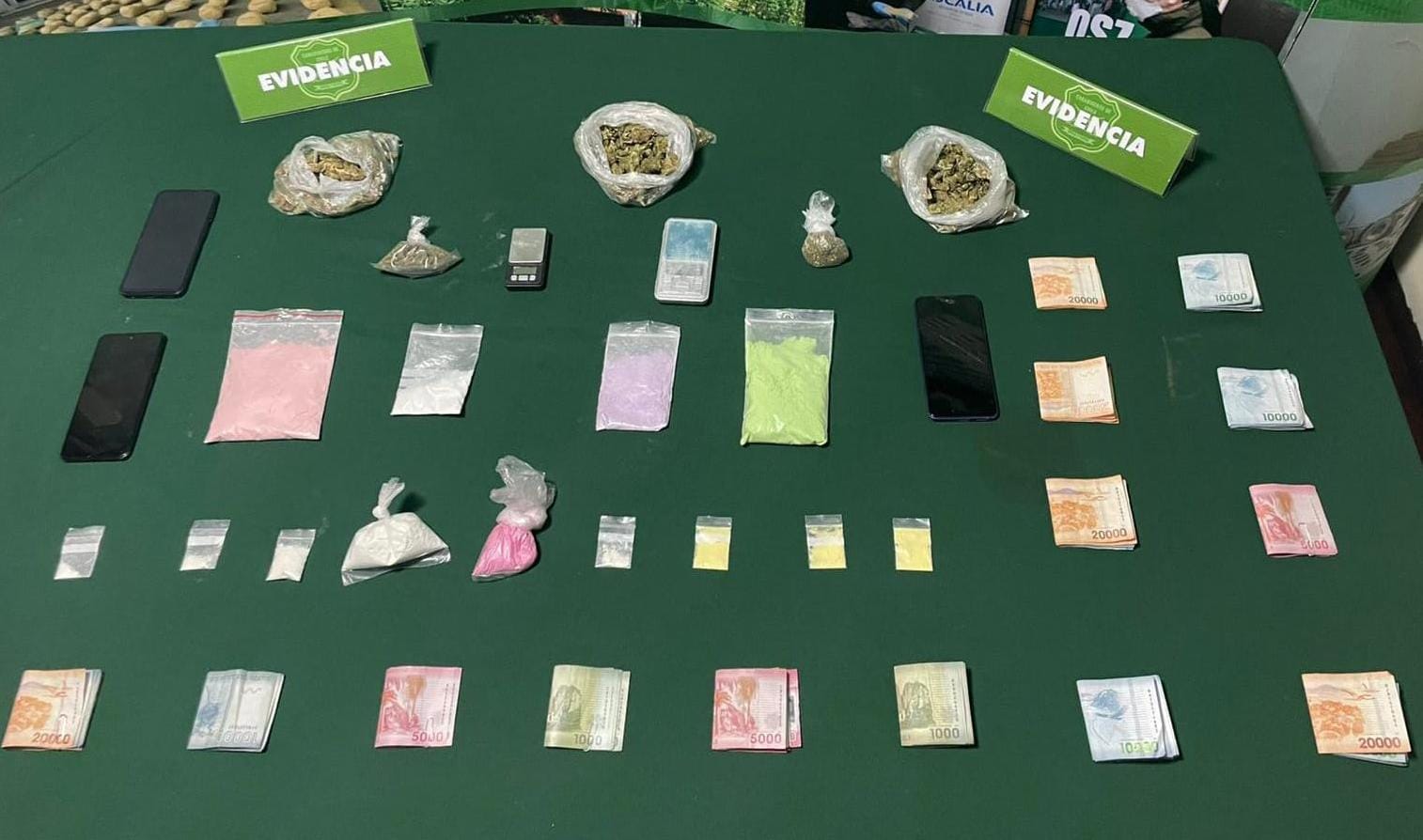 OS-7 detiene a dos hombres por tráfico de drogas en Villarrica OS-7 detiene a dos hombres por tráfico de drogas en Villarrica