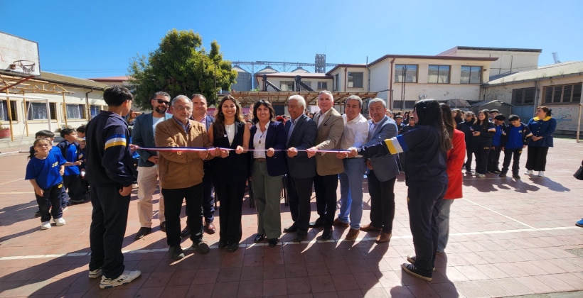 Olmué avanza en energías renovables con nuevo sistema solar en Cementerio Las Palmas